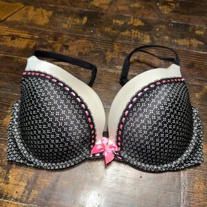 Victoria’s Secret black floral polka dot Very Sexy push-up 32DD bra